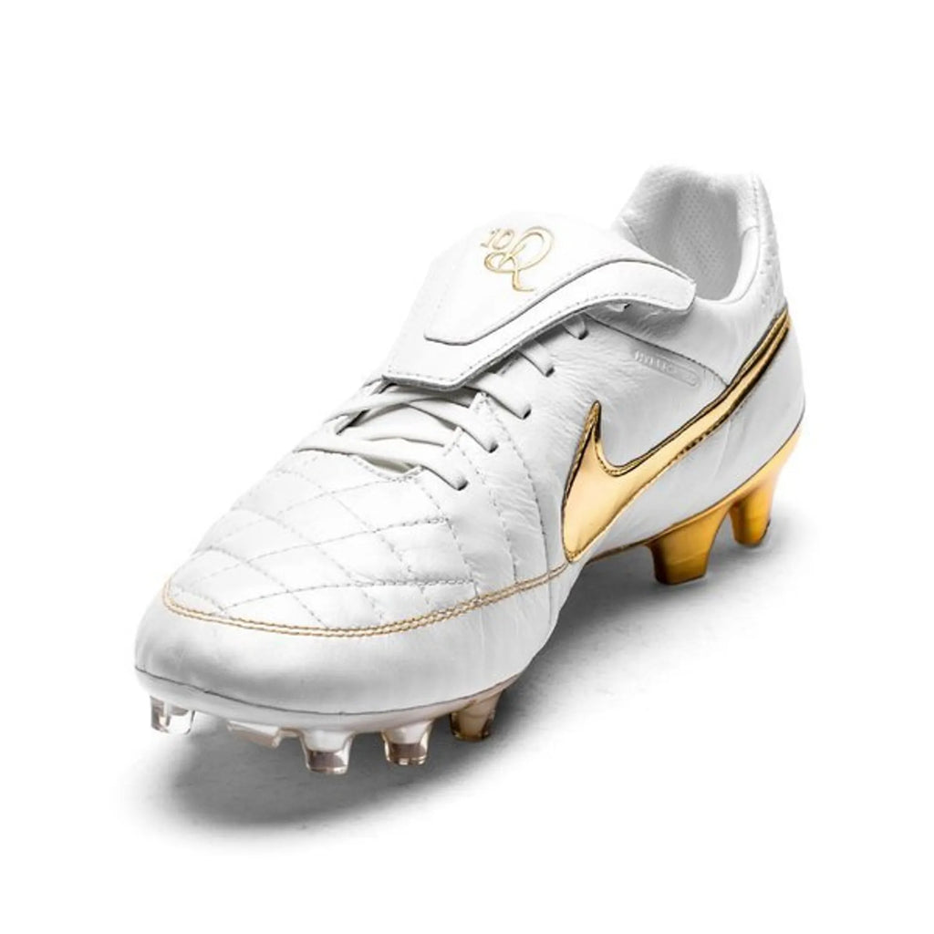 Nike Tiempo Legend Ronaldinho R10 Touch of Gold + Remake