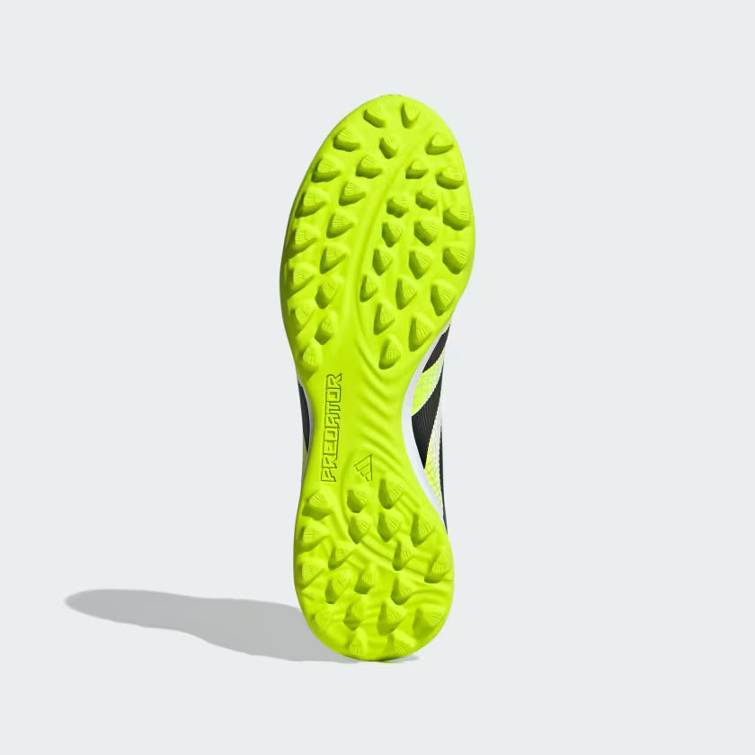 Torretin de fútbol con lengüeta plegable Predator League para pasto sintético