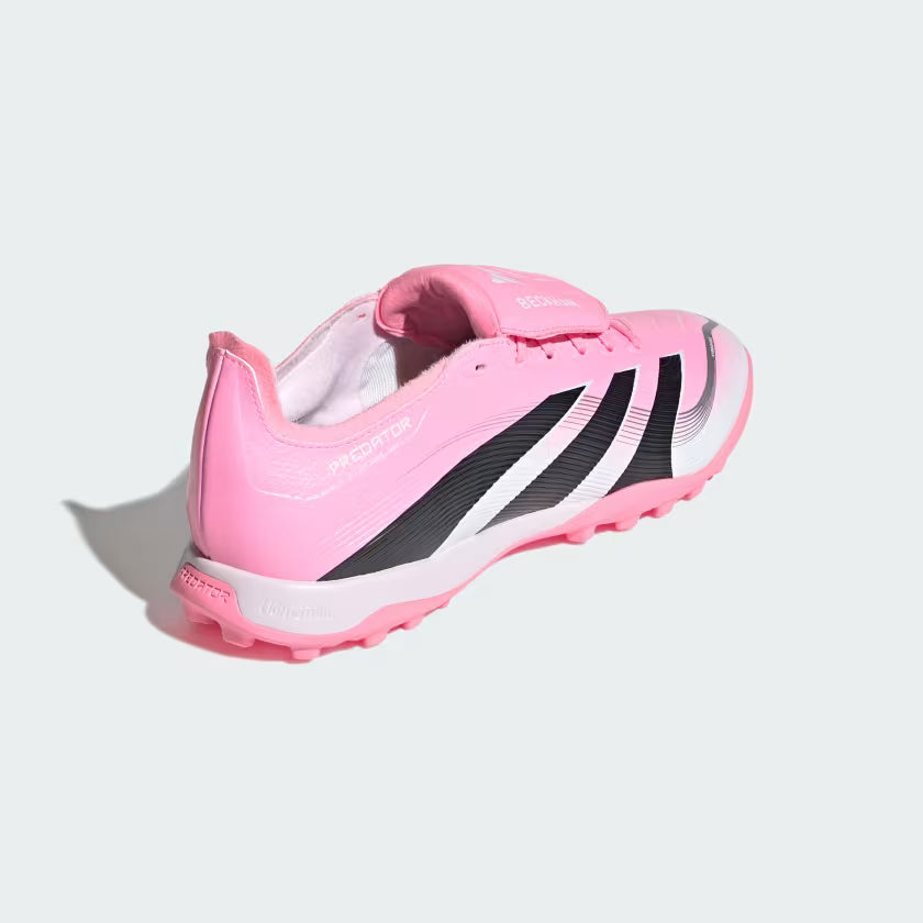 Torretin de fútbol con lengüeta plegable para pasto sintético PREDATOR LEAGUE Beckham